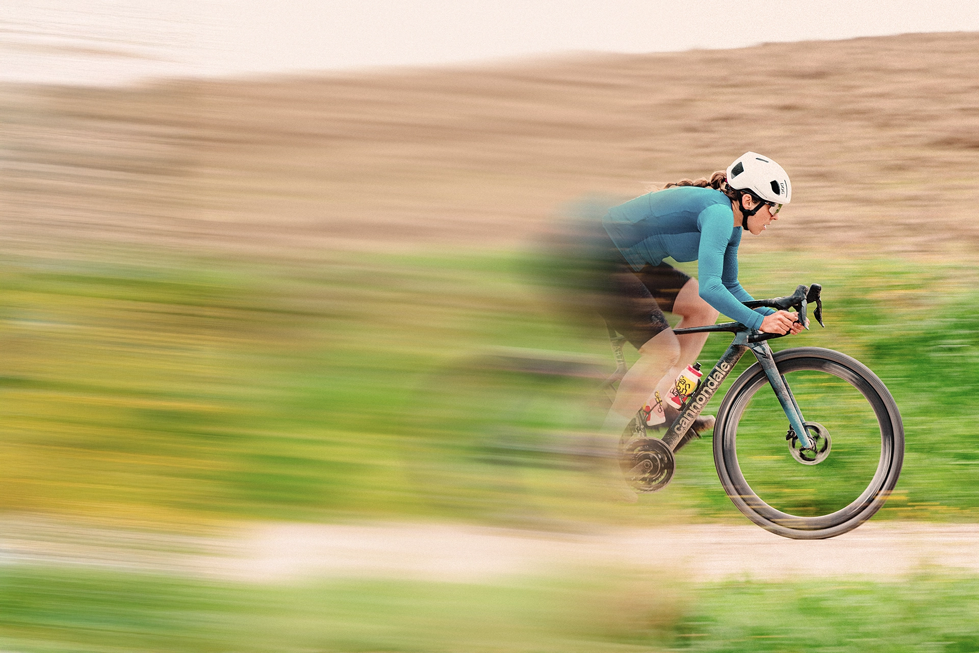 Nový závodní gravel bike SuperX